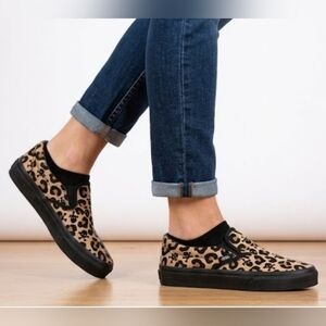 NEW! Vans Animal Print Slip-On Sneakers Women Sz 8